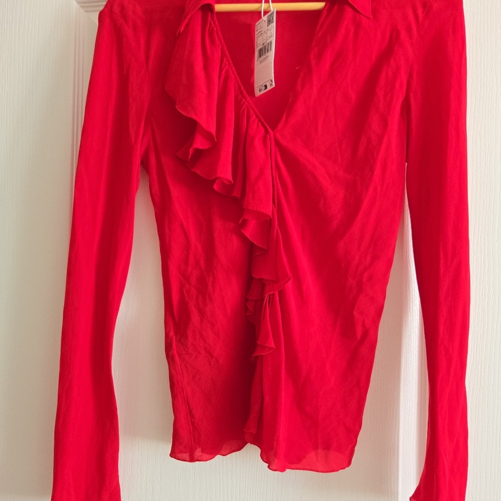 V-NECK RUFFLED BLOUSE - Picture 8 of 13